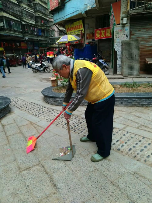 創(chuàng)文明城 街道 洗洗澡 嶄新面貌迎新春