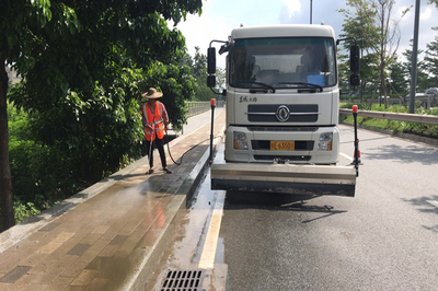 三龍灣大道及相連道路環衛管養和全線灑水降塵項目