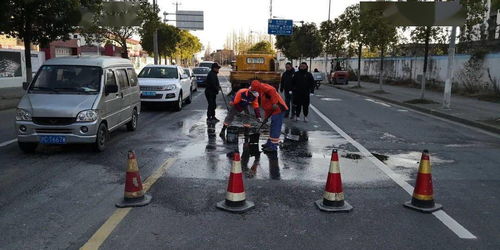 曹 路 也 噴 水 成 冰 了 還好