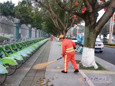 樂山城管全力做好校園周邊環(huán)境秩序保障